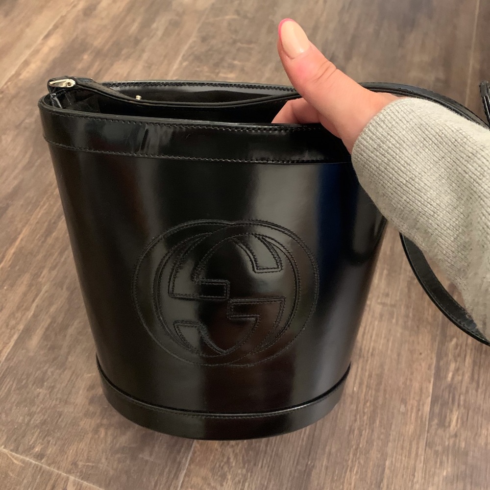 Gucci bucket bag